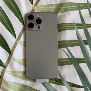 iPhone 15 Pro Max Brand New